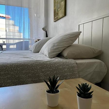 Borinquen Studio Apartment Playa Feñabe Екстериор снимка