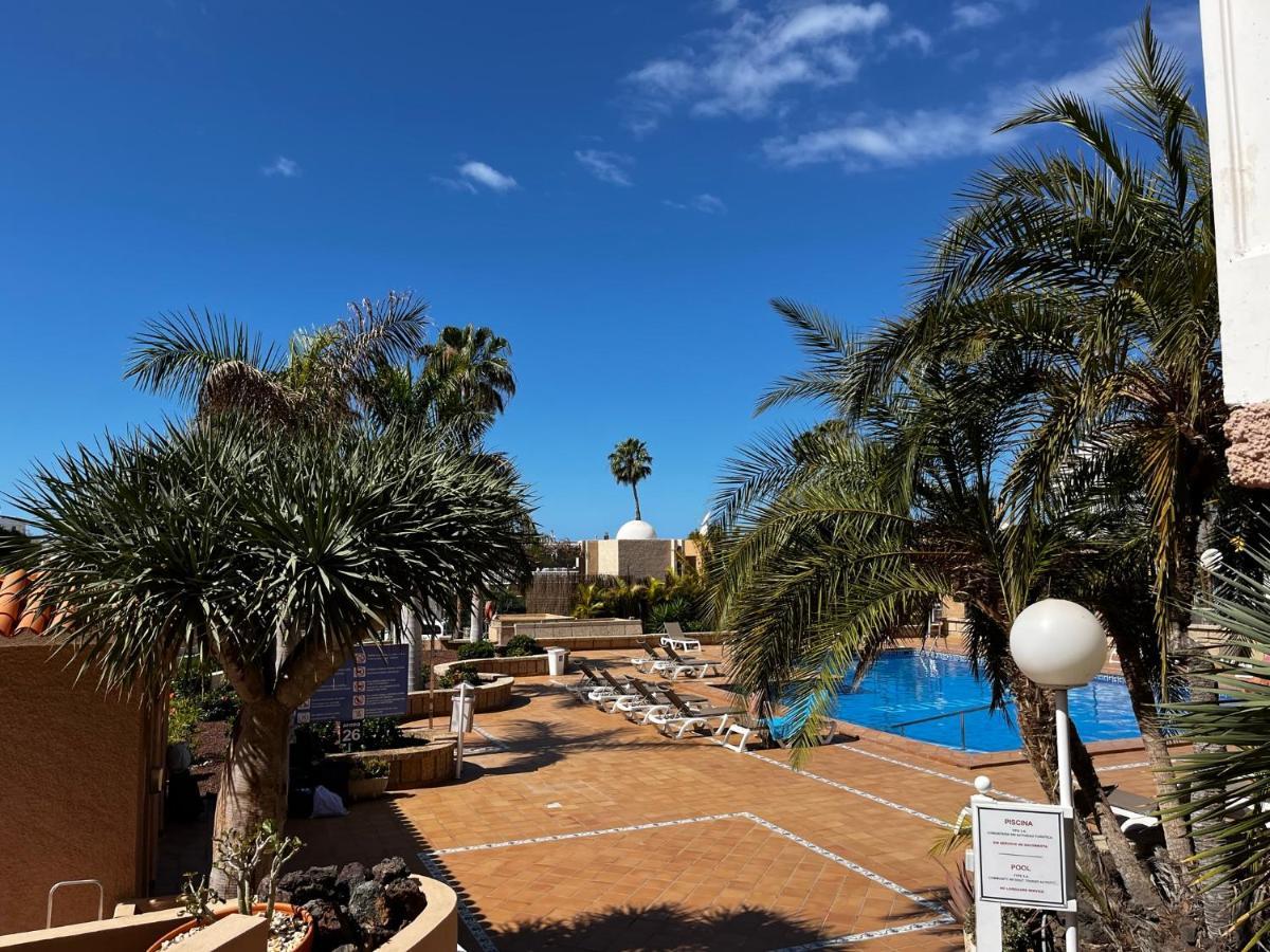 Borinquen Studio Apartment Playa Feñabe Екстериор снимка